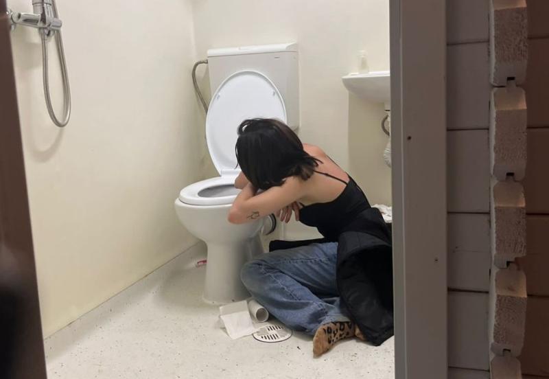 3 bộ phận trên cơ thể chảy máu bất thường cảnh báo có thể bạn đã mắc ung thư từ lâu! - Ảnh 2.