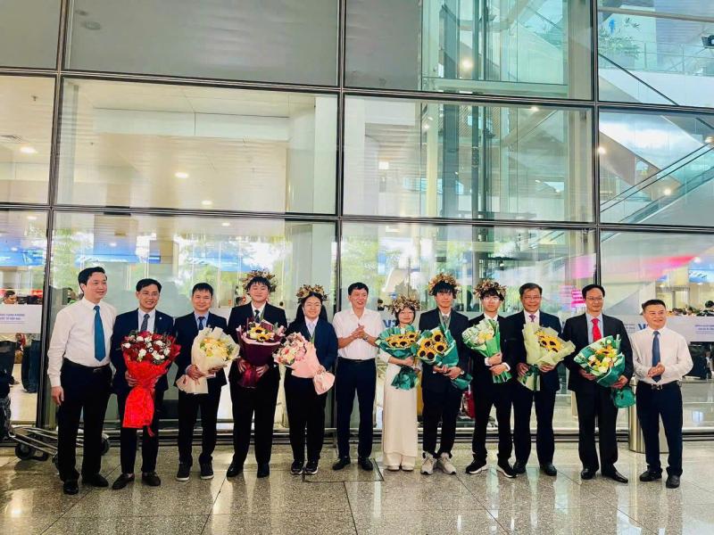 Nguyễn Nhật Minh: Phía sau điểm tuyệt đối 30/30 thi Vật lý quốc tế - Ảnh 3.