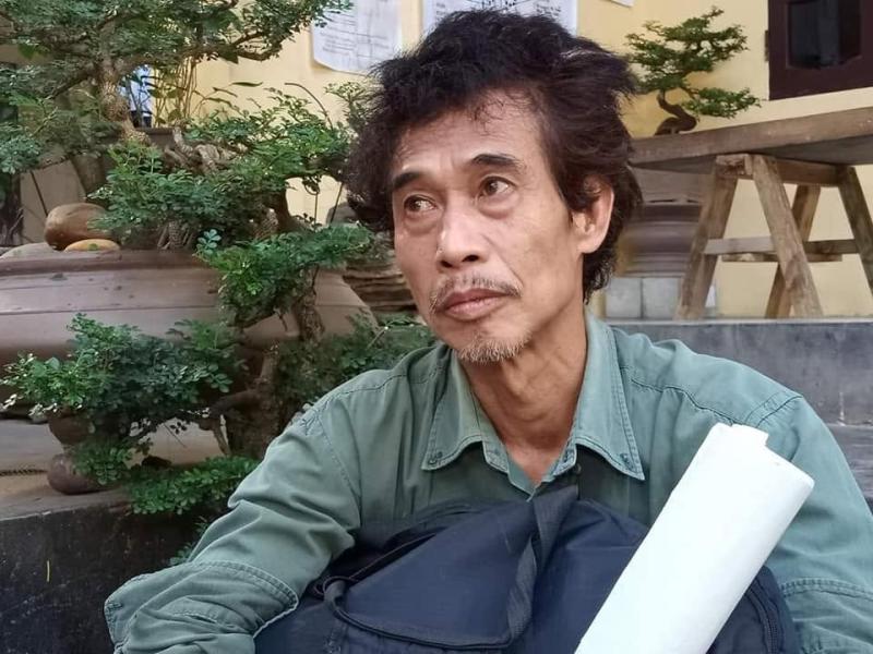 "NSƯT khắc khổ nhất màn ảnh" sống bên vợ kém 25 tuổi ở đường Thụy Khuê, lương 7,5 triệu/tháng- Ảnh 1.