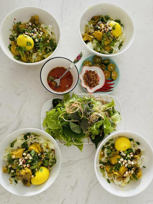 Mâm cơm nhà của LyLy- Ảnh 7.