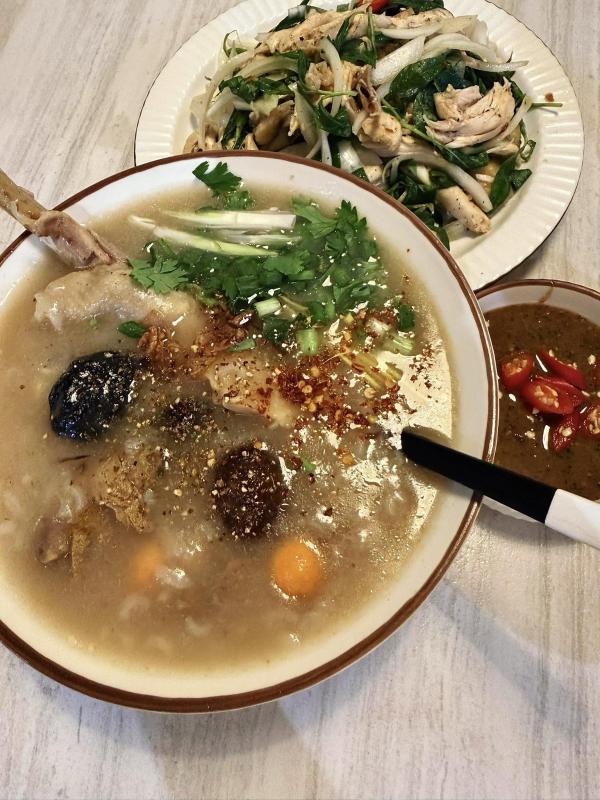 Mâm cơm nhà của LyLy- Ảnh 4.