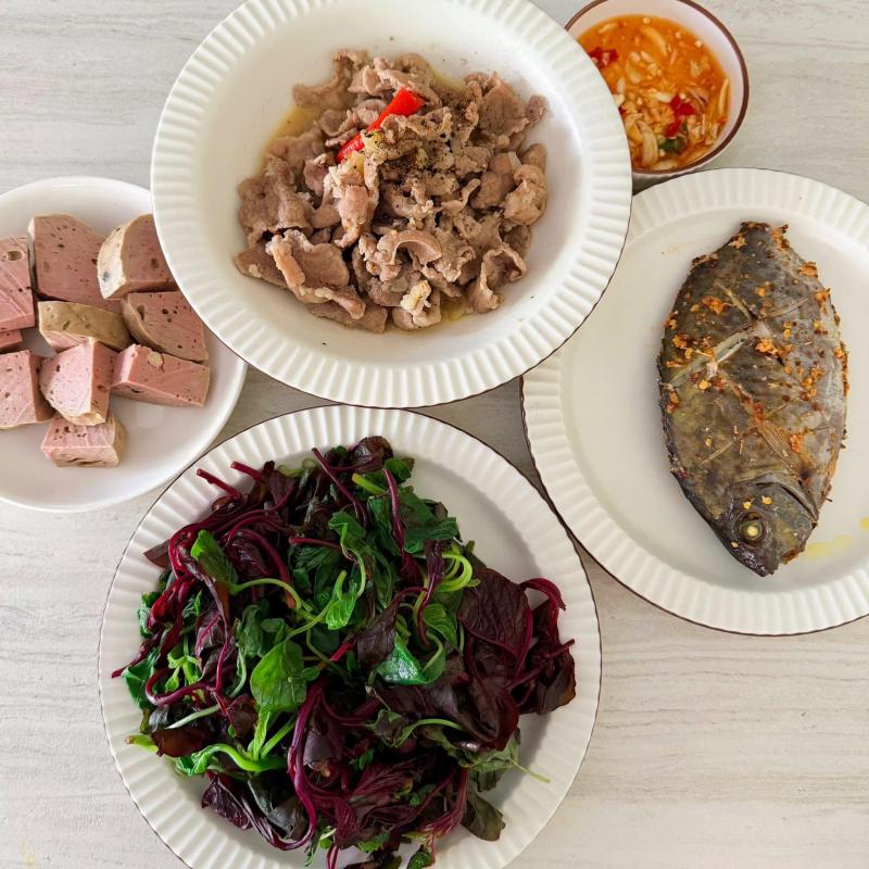 Mâm cơm nhà của LyLy- Ảnh 2.