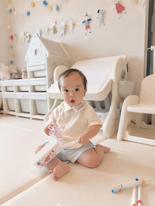 Con gái Ngô Thanh Vân vừa bập bẹ tập nói đã nhớ hết tên 10 "bạn thân" trong nhà- Ảnh 4.