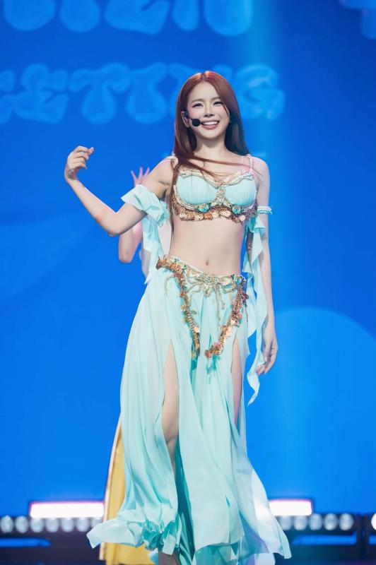 "Thót tim" trước diện mạo bỏng mắt của mỹ nữ hot nhất làng DJ Việt hiện tại- Ảnh 6.