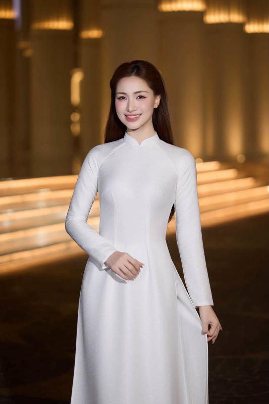 Nghệ sĩ nữ làm rực rỡ nhạc Việt - Ảnh 12.