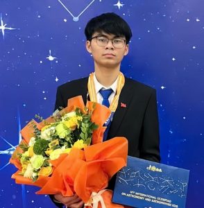 Chàng trai chuyên Lam Sơn giành Huy chương Vàng Olympic Thiên văn quốc tế 2026