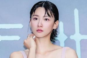 MXH phẫn nộ vụ nữ diễn viên bị xàm sỡ ngay trước ống kính: Xem mà không dám tin, ekip tuyên bố xóa cảnh - Ảnh 4.