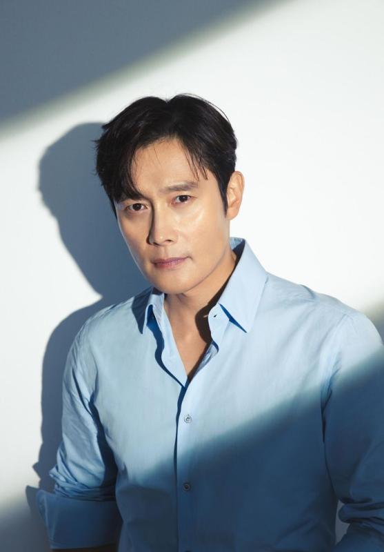 Lee Byung Hun - Gương mặt giao thoa giữa Hollywood và Seoul - Ảnh 2.