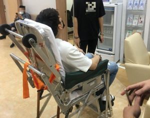 Cậu bé 15 tuổi đã mắc gan nhiễm mỡ, bác sĩ thở dài: Bố mẹ quá chiều, hậu họa có thể đến sau 30 năm!