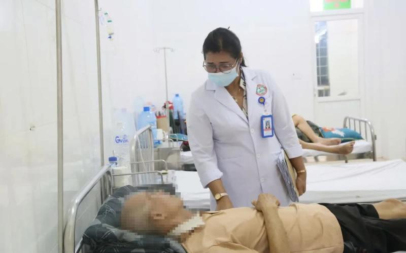 Cảnh giác với bệnh Whitmore sau tiếp xúc với đất, bùn, nước bẩn - Ảnh 1.
