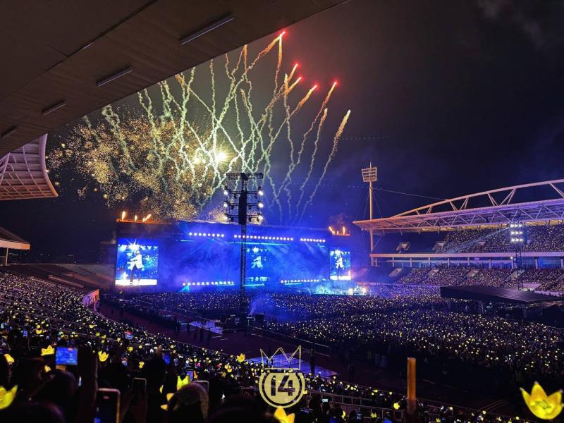 BIGBANG cúi lạy chào fan Việt, 2 đêm concert Hà Nội trở thành ký ức rực rỡ nhất! - Ảnh 32.