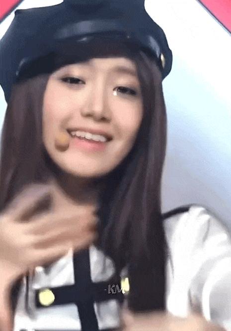 “20 năm trước thấy Yoona xinh nhất quả đất, nay vẫn thấy Yoona xinh nhất quả đất”- Ảnh 1.