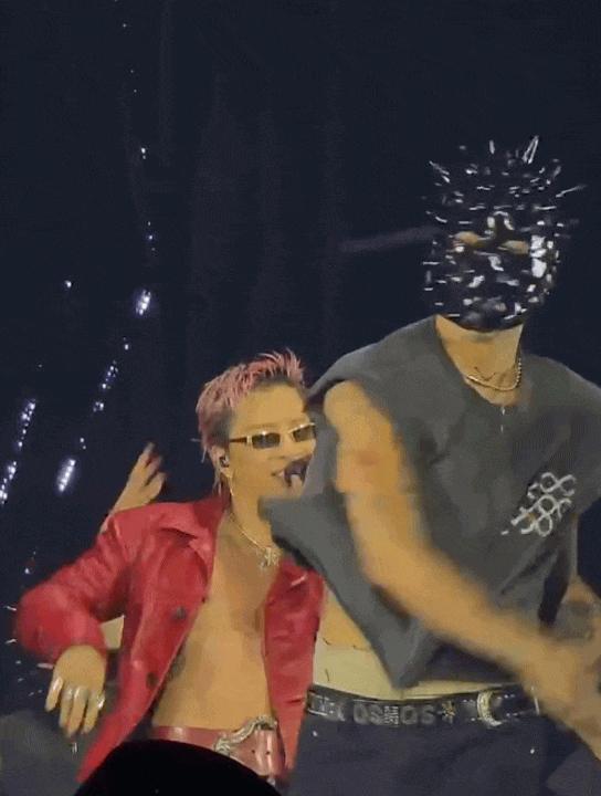Từ khi nào mà “bố bỉm sữa” Taeyang đẹp lung linh và nóng bỏng thế này?- Ảnh 12.