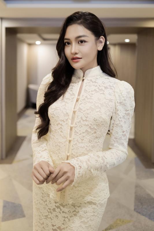 Thù lao gây sốc của mỹ nhân Việt đẹp nhất LHP Busan 2026 - Ảnh 4.