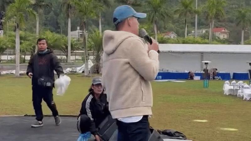 Nam ca sĩ Vbiz từng làm giảng viên tiếng Đức: Mở trung tâm ngoại ngữ riêng, U45 chưa kết hôn- Ảnh 1.
