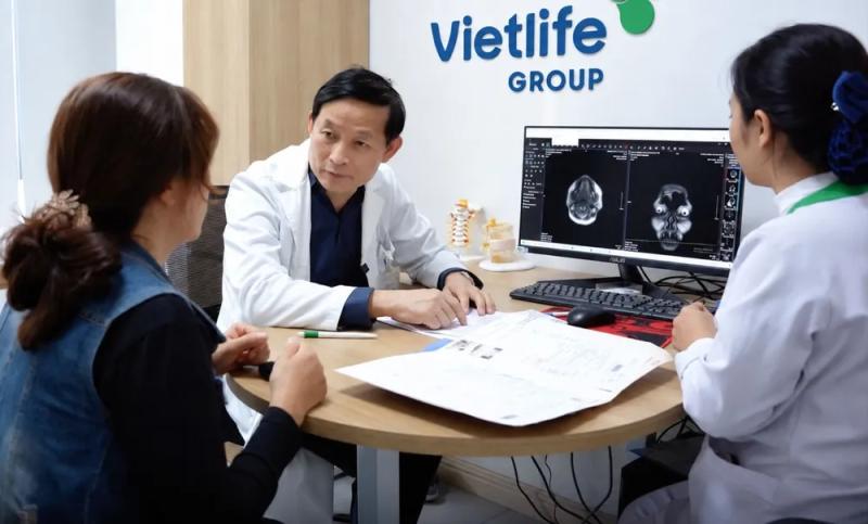 Thói quen khiến cột sống người trẻ nhanh thoái hóa- Ảnh 1.
