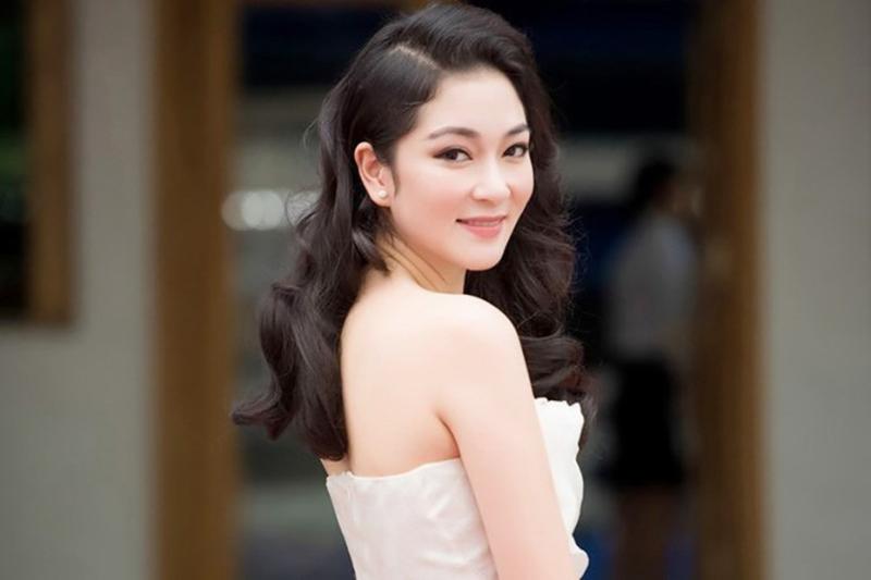 Hoa hậu có gương mặt phúc hậu nhất Việt Nam bí mật kết hôn khi du học ở Anh, đã đi bước nữa nhưng giấu kín danh tính chồng- Ảnh 3.