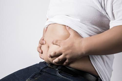 2 thực phẩm này làm tăng lượng mỡ trong máu mạnh hơn cả thịt chiên rán, nhiều người ăn chúng mỗi ngày mà không hề nhận ra - Ảnh 1.