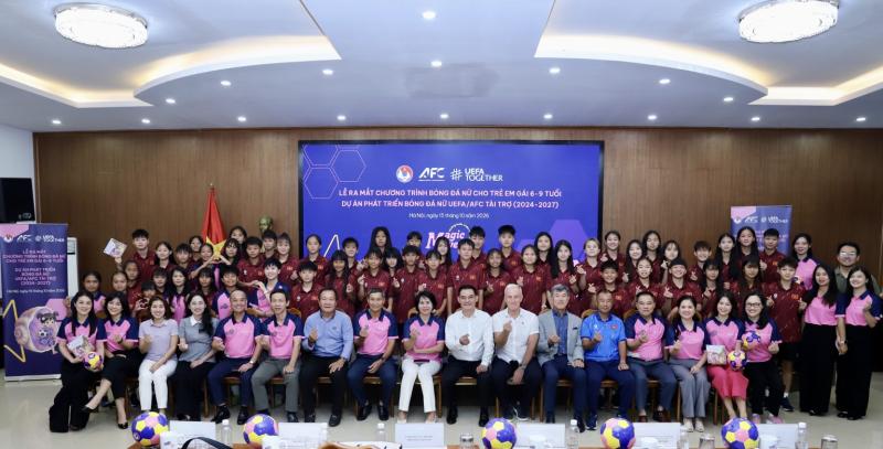 VFF bắt tay UEFA và AFC phát triển bóng đá nữ từ lứa tuổi nhỏ- Ảnh 1.