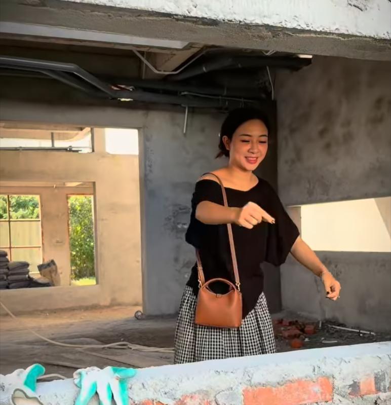 "Dự án thật" 500m2 trị giá hàng chục tỷ đồng của Phan Văn Đức và vợ ở tuổi 30 - Ảnh 1.