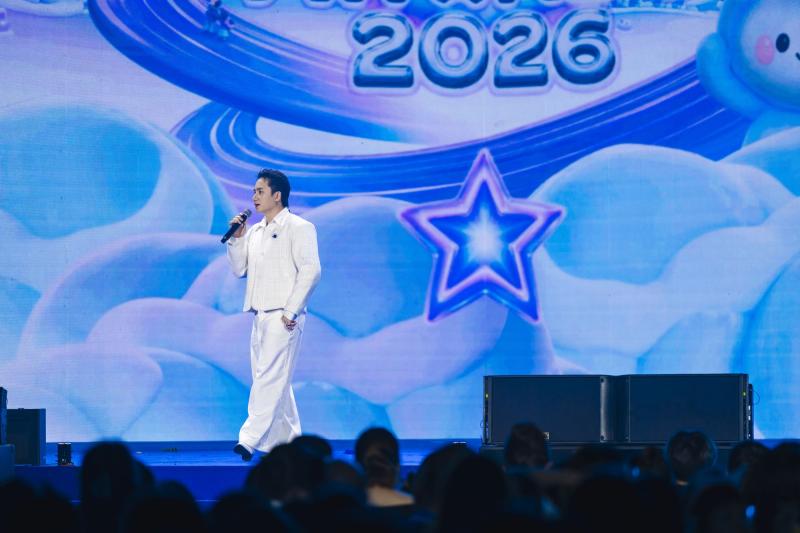 Hòa Minzy xinh như công chúa, Phan Mạnh Quỳnh - Quách Văn Thơm mang loạt hit thăng hoa tại WeFamily Awards - Ảnh 6.