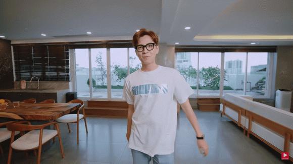 Nam ca sĩ bán cà phê trên đường Cao Thắng, sống trong penthouse 20 tỷ- Ảnh 5.