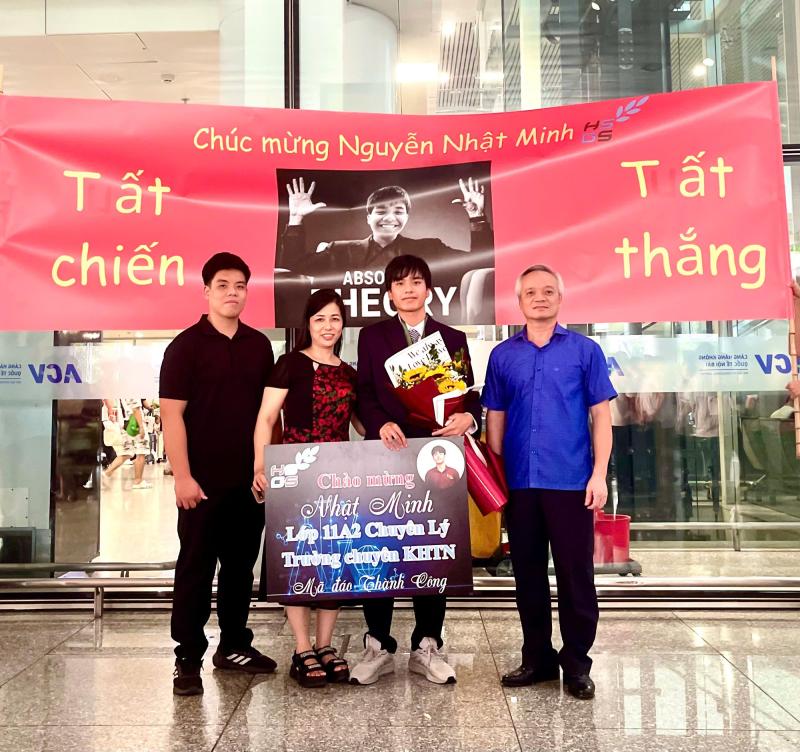 Nguyễn Nhật Minh: Phía sau điểm tuyệt đối 30/30 thi Vật lý quốc tế - Ảnh 7.