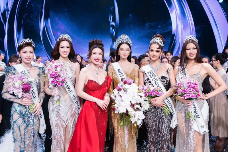 Nữ giám khảo Miss Universe Vietnam 2026 nhận nhiều sự chú ý trên mạng xã hội gần đây là ai? - Ảnh 1.