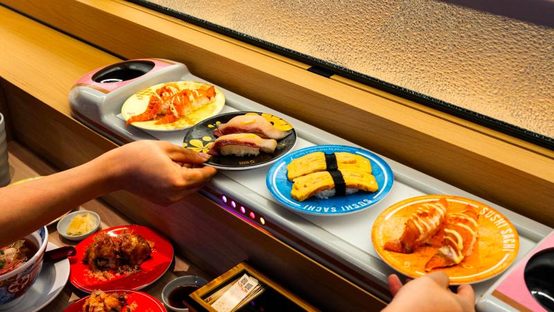 Một thương hiệu sushi băng chuyền mới cùng hệ thống Sushi Hokkaido Sachi đã cập bến Landmark - Ảnh 2.