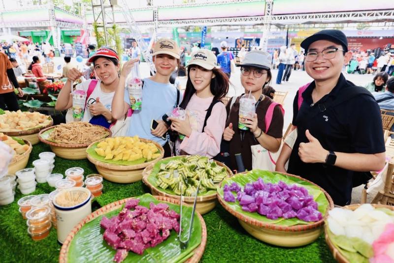 Đồng Tháp bước vào mùa hội, hơn 15.500 runner đổ về check- in VPBank Đất Sen Hồng Music Marathon 2026 - Ảnh 11.