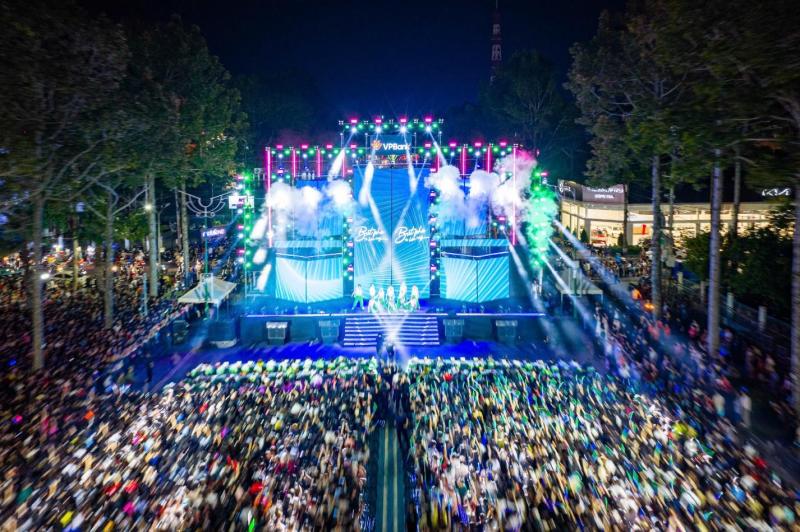 VPBank Music Night bùng nổ, “tiếp lửa” cho hơn 15.500 runner trước Race Day- Ảnh 1.