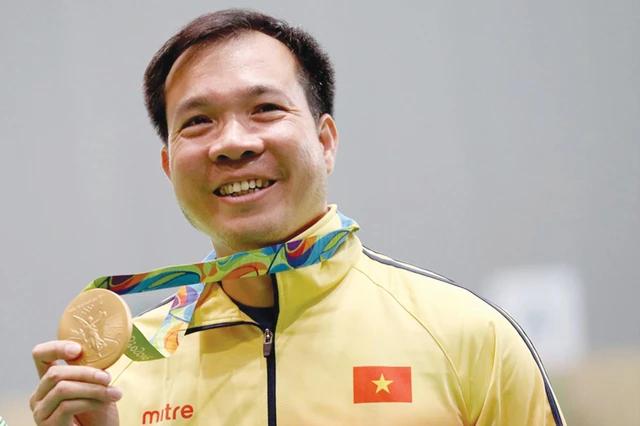Chân dung Đại tá quân đội SN 1974 có profile xịn vừa trở thành nguyên mẫu làm phim- Ảnh 1.