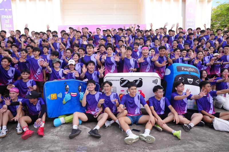 Lý do đặc biệt khiến gần 3.000 sinh viên Bách Khoa Hà Nội và Đà Nẵng cùng xỏ giày xuống đường chạy - Ảnh 5.