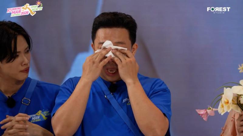 Toàn cảnh đám cưới Quân A.P: Cô dâu Lê Khanh khóc nức nở, Trấn Thành xúc động dặn dò 1 câu- Ảnh 3.