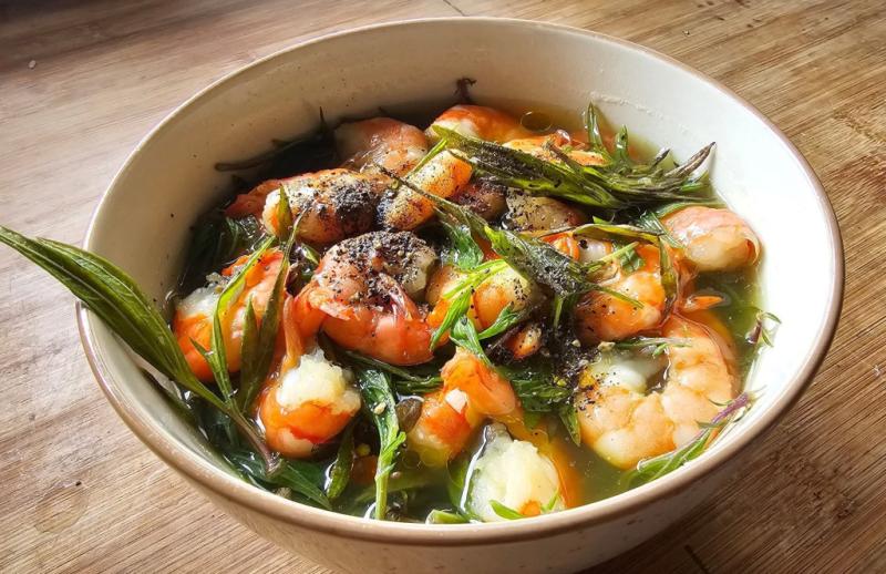 Việt Nam có loại “rau thượng hạng”: Cực ít thuốc trừ sâu, vài nghìn cả bó nhưng lợi ích sức khỏe nhiều đến giật mình - Ảnh 3.