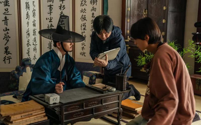 Đạo diễn The Scandal cân nhắc dừng làm phim 18+ - Ảnh 1.